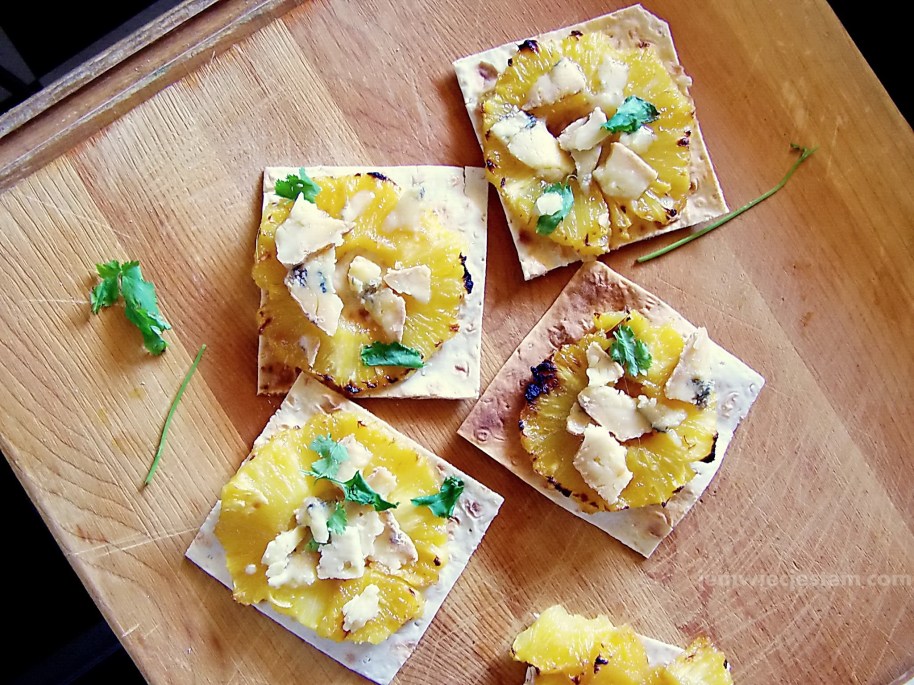 04 21 13 carmelized pinapple stilton lavash  (13) JWJ