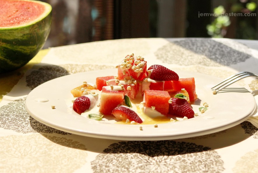 05 05 14 fruit yogurt millet honey oregano breakfast (13) JWJ